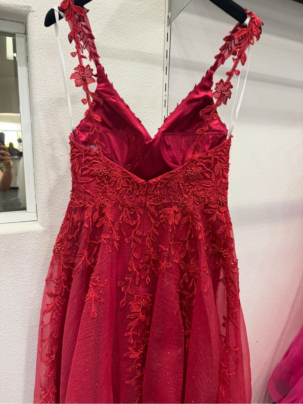 Elegant Red Embroidered V-Neck Evening Gown - Picture 7 of 8